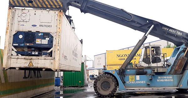 Vận chuyển cho thuê container 40 feet cho khách hàng tại huyện Lương Tài, Bắc Ninh